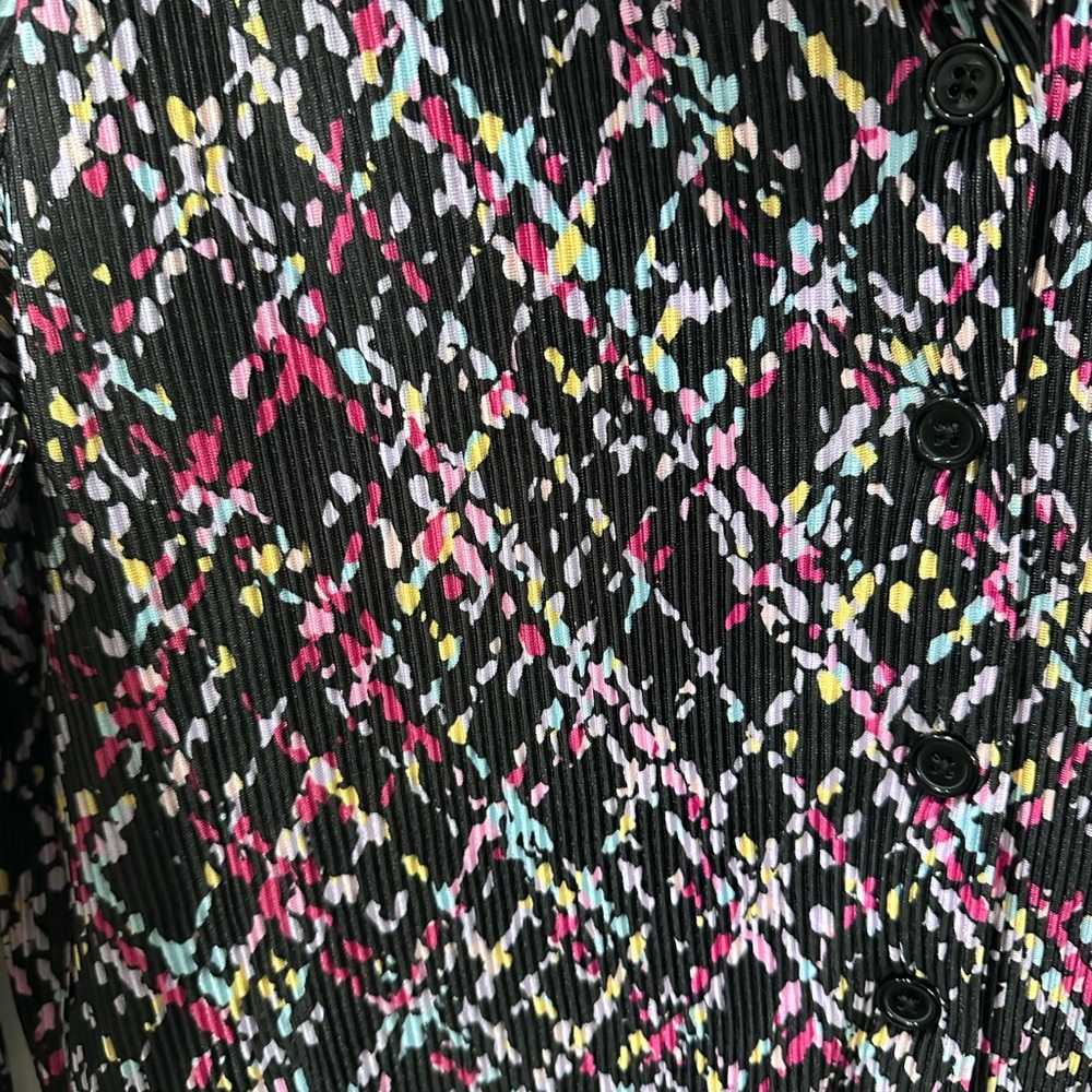 ZAC & RACH Multi Color Button Down Top - Size Medium - Picture 4 of 7